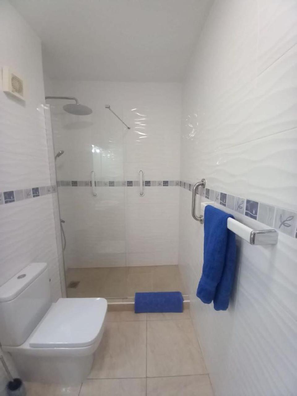 Victoria Court 2 - Lovely Apartment 65 Los Cristianos  Ngoại thất bức ảnh