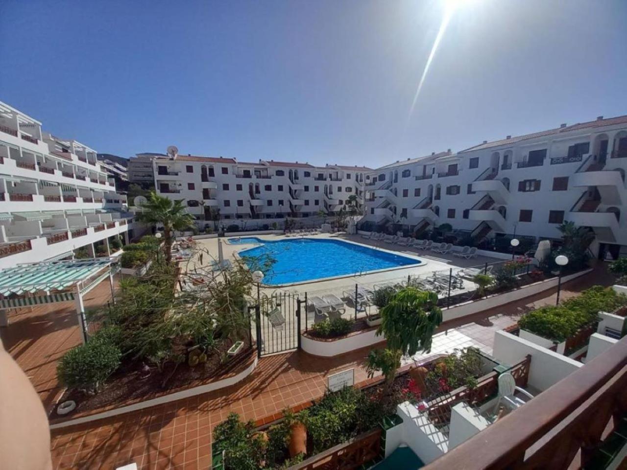 Victoria Court 2 - Lovely Apartment 65 Los Cristianos  Ngoại thất bức ảnh