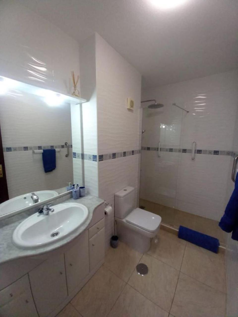 Victoria Court 2 - Lovely Apartment 65 Los Cristianos  Ngoại thất bức ảnh