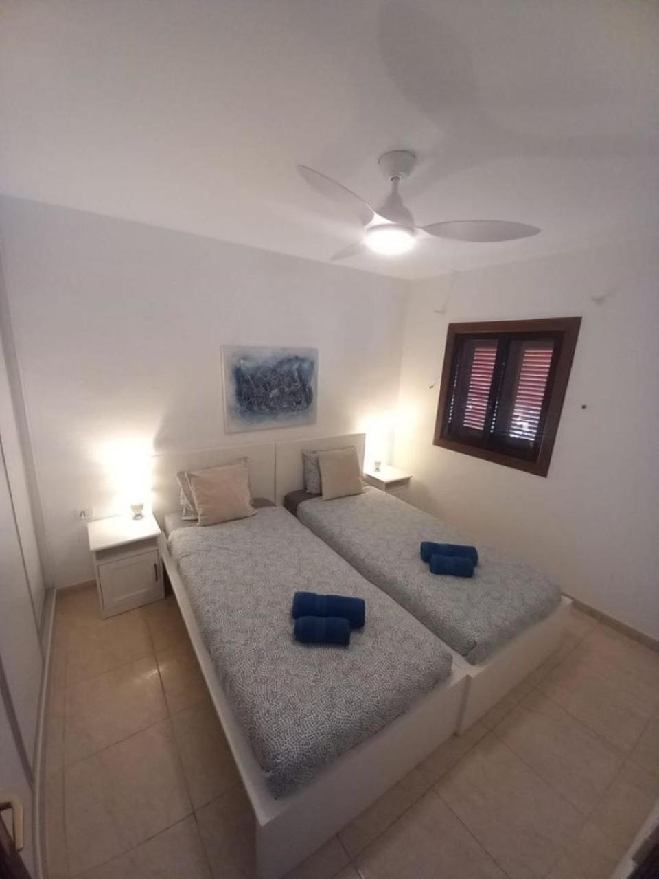 Victoria Court 2 - Lovely Apartment 65 Los Cristianos  Ngoại thất bức ảnh